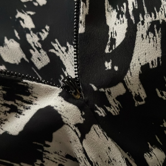 BCBGMAXAZRIA Maxi Skirt - Picture 6 of 9